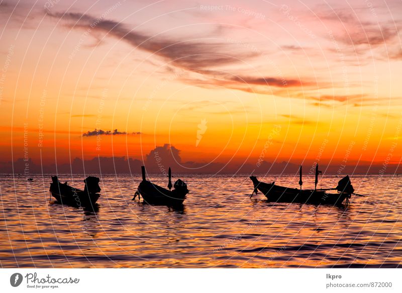 sunrise boat and sea in thailand kho Erholung Tourismus Ausflug Freiheit Sonne Strand Insel Wellen Berge u. Gebirge Sport Schwimmen & Baden Natur Sand Himmel