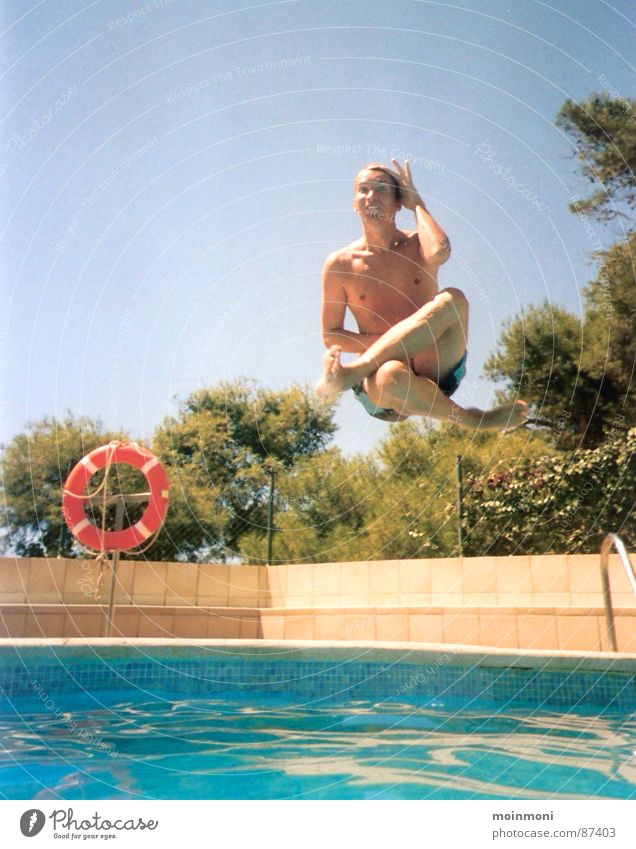 A... Bombe Spanien Schwimmbad Sommer Rettungsring Spielen Torrox Freude Sonne Schwimmen & Baden