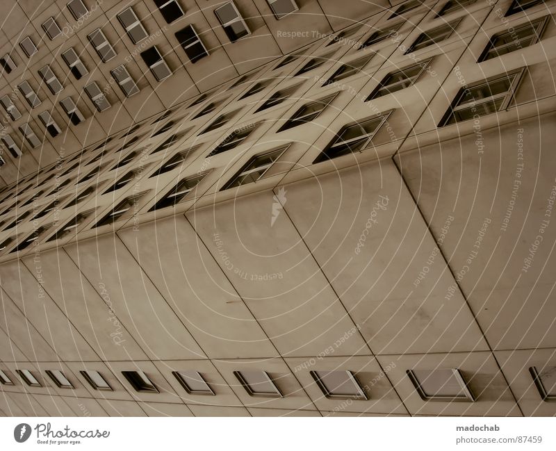 SELBSTFINDUNG Haus Hochhaus Gebäude Material Gleichgültigkeit Studentenwohnheim Fenster live Block Beton Etage trist dunkel Leidenschaft Spiegel Vermieter