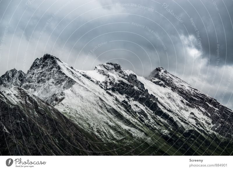 Cooler Dreier... Ferien & Urlaub & Reisen Tourismus Ausflug Abenteuer Ferne Berge u. Gebirge wandern Natur Landschaft Himmel Wolken schlechtes Wetter Felsen