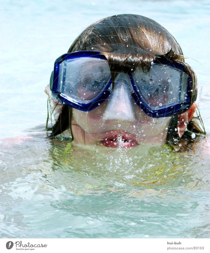 Luftholen tauchen Taucherbrille Brille atmen Sauberkeit spucken Ferien & Urlaub & Reisen kleben nass Physik Sauerstoff auftauchen Wassersport Klarheit Freude