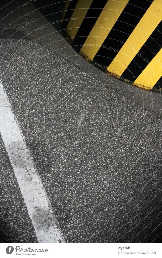 Tigerente vs Weisse Schlange (Folge 2) schwarz gelb weiß grau Teer Streifen gefährlich Leitfaden Ölfleck Straßenbau Beton Poller stoppen Industriegelände