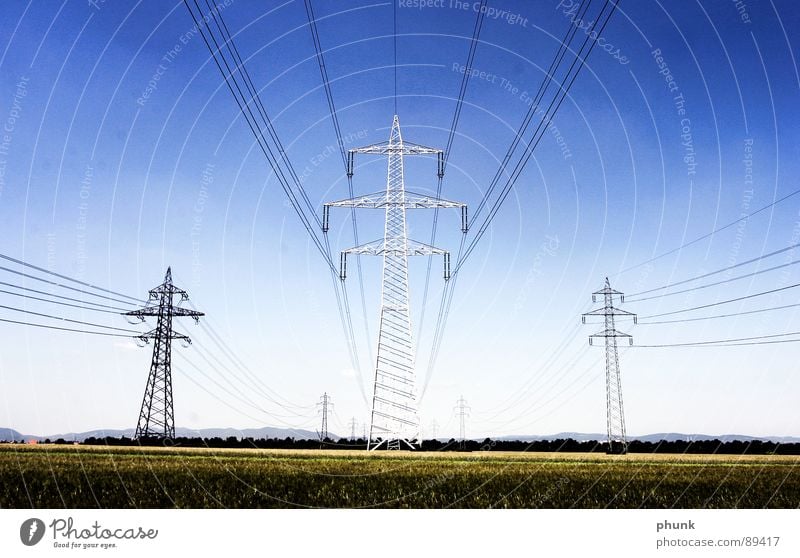 ... durchziehen das land. #2 Strommast Feld Versorgung Industrie Sicherheit stom starkstom Energiewirtschaft Leitung Kabel Amerika