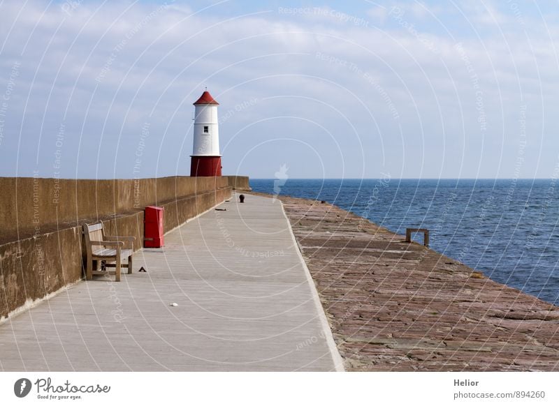 Rot-weisser Leuchtturm Ferien & Urlaub & Reisen Ausflug Ferne Meer Herbst Wasser Himmel Wolken Sonne Schönes Wetter Küste Berwick upon Tweed England Europa