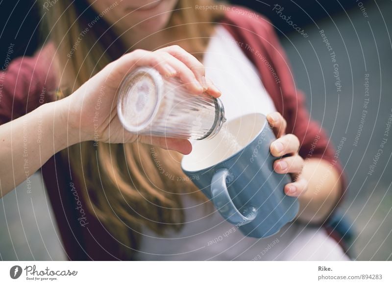 Die Hoffnung ist wie Zucker im Kaffee. Lebensmittel Frühstück Kaffeetrinken Getränk Heißgetränk Tee Geschirr Tasse Becher Lifestyle Gesunde Ernährung Mensch