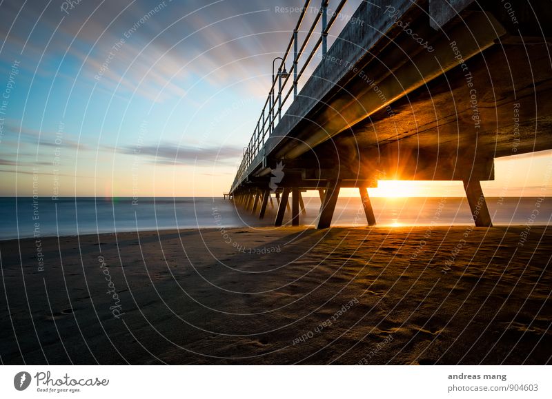 Der Steg Wolken Horizont Sonne Sonnenaufgang Sonnenuntergang Sonnenlicht Küste Strand Meer Australien Geländer Neugier Hoffnung Beginn Bewegung Ende