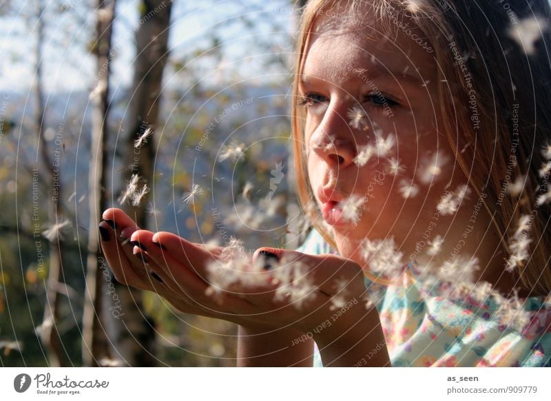 Leichtigkeit des Seins Kindererziehung feminin Mädchen Familie & Verwandtschaft Kindheit Jugendliche Leben Gesicht Mund 1 Mensch 8-13 Jahre Natur Landschaft