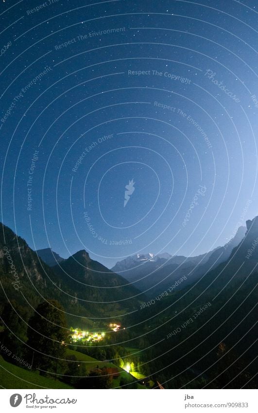 Kiental - Blüemlisalp - 30 Sec. Erholung ruhig Ferne Freiheit Sommer Berge u. Gebirge Natur Landschaft Urelemente Luft Nachthimmel Stern Schönes Wetter Alpen