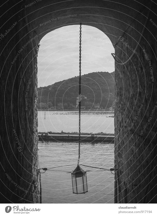 Weg zum Meer Portovenere Italien Europa Dorf Fischerdorf Altstadt Tunnel Architektur Mauer Wand Torbogen Wege & Pfade Gang Gasse alt dunkel historisch