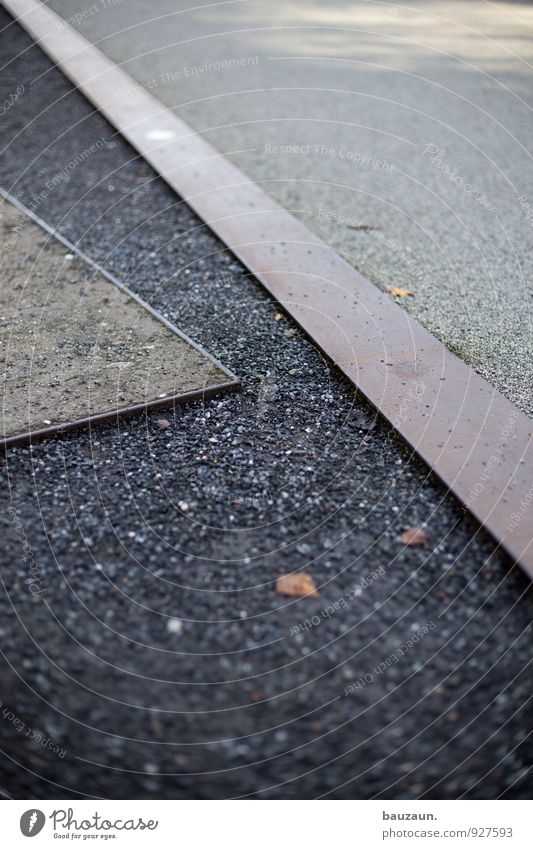 AST7 Pott | >.\. Garten Park Verkehrswege Fahrradfahren Fußgänger Straße Wege & Pfade Stein Sand Beton Metall Linie Streifen grau Farbfoto Gedeckte Farben