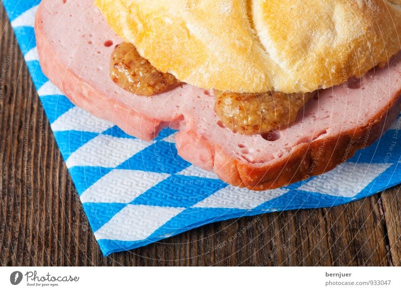 LeberKäseWeggla Lebensmittel Fleisch Wurstwaren Teigwaren Backwaren Ernährung Billig gut blau braun weiß Ehrlichkeit Leberkäse Semmel Brötchen Serviette