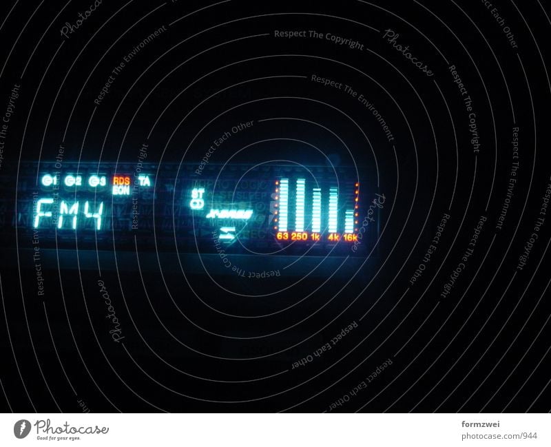 Display-Stereoanlage Nacht Elektrisches Gerät Technik & Technologie Musikanlage Anzeige