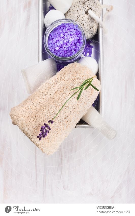 Badeset mit Lavendel, Luffa Schwamm , Badesalz und Lotion. Stil Design Creme Wellness Erholung Duft Spa Massage Freizeit & Hobby Wohnung Natur Blume bath