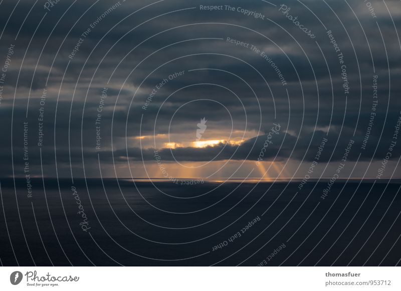 Sonnenuntergang Natur Urelemente Erde Luft Wasser Himmel Wolken Nachthimmel Horizont Sonnenaufgang Sonnenlicht Wetter Meer außergewöhnlich dunkel fantastisch