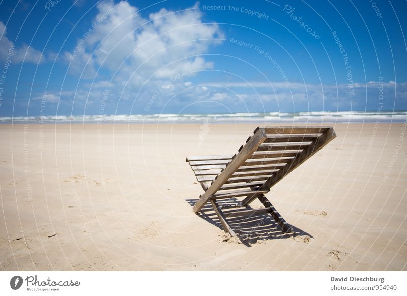 Platz an der Sonne Erholung ruhig Ferien & Urlaub & Reisen Ferne Sommerurlaub Sonnenbad Strand Landschaft Wasser Himmel Wolken Schönes Wetter Wellen Küste Meer