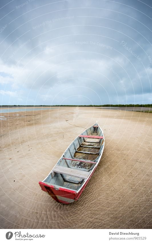 Gestrandet Ferien & Urlaub & Reisen Kreuzfahrt Landschaft Sand Wasser Himmel Wolken Horizont Sturm Küste Meer Insel Wüste Schifffahrt Fischerboot Segelboot