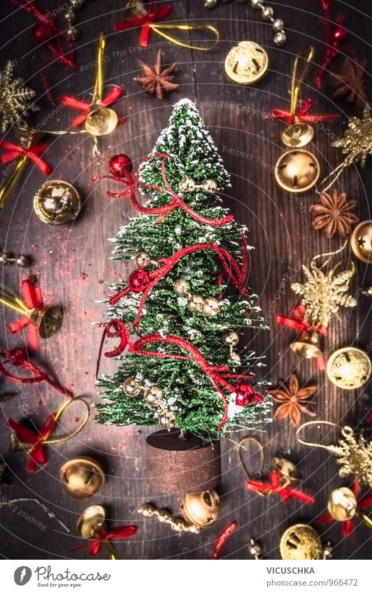 Weihnachtskarte mit Tannebaum , gold und rot Weihnachtsschmuck Lifestyle Stil Design Freizeit & Hobby Winter Wohnung Weihnachten & Advent