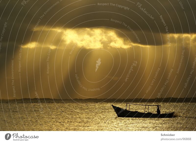 Vom Himmel herab Sonnenuntergang Wasserfahrzeug Fischer Einsamkeit Meer Wolken Brasilien Sonnenstrahlen Sonnenaufgang Götter Beleuchtung Gott wasser sun rise