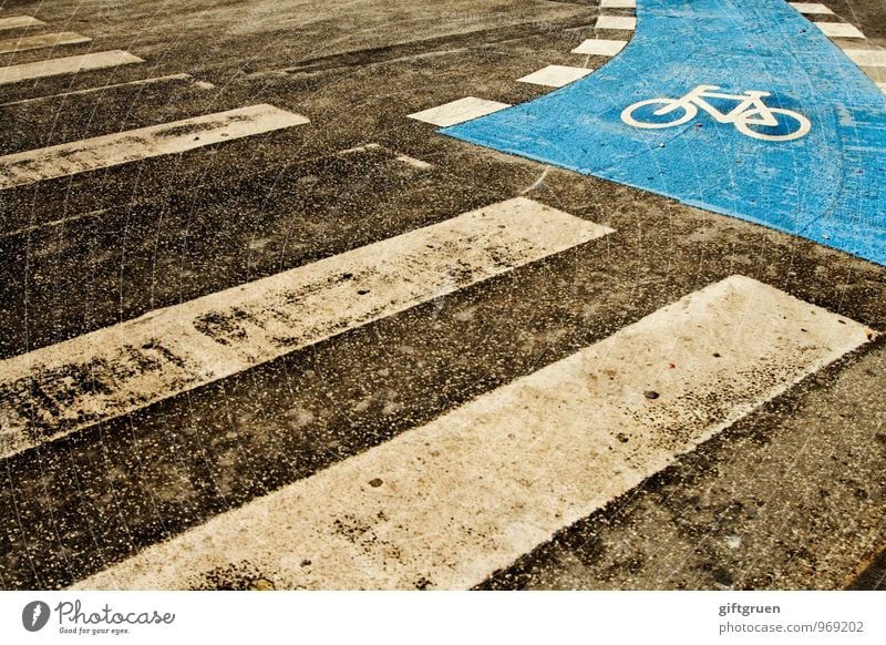 dead end Verkehr Verkehrswege Personenverkehr Fahrradfahren Fußgänger Straße Straßenkreuzung Wege & Pfade Schilder & Markierungen Zebrastreifen