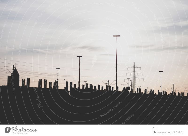 electri_city Himmel Wolken Sonne Sonnenlicht Wetter Schönes Wetter Strommast Straßenbeleuchtung Elektrizität Energie Fortschritt komplex Farbfoto