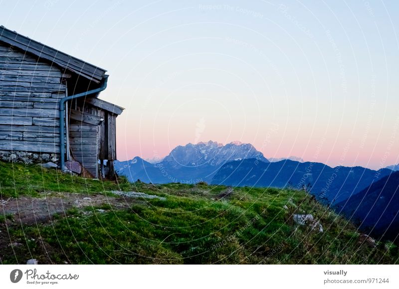 Blick zu Kaisergebirge Ferien & Urlaub & Reisen Tourismus Ausflug Freiheit Berge u. Gebirge wandern Umwelt Natur Landschaft Himmel Wolkenloser Himmel Herbst