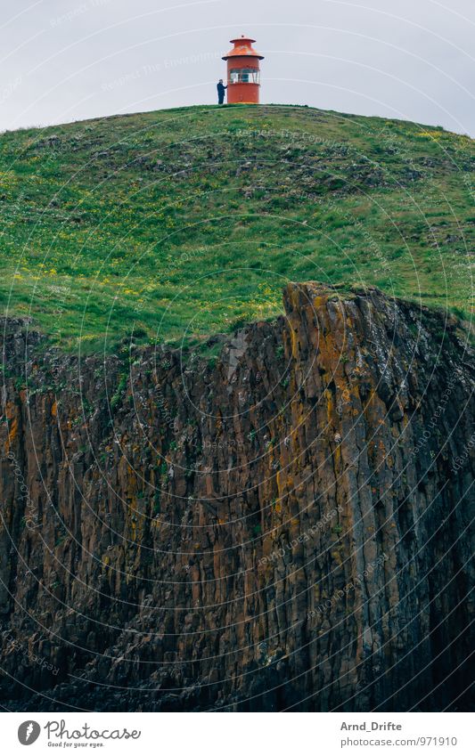 Leuchtturm Ferien & Urlaub & Reisen Tourismus Ausflug Ferne Freiheit wandern Mensch Frau Erwachsene Mann 1 Natur Landschaft Urelemente Erde Himmel Wiese Hügel