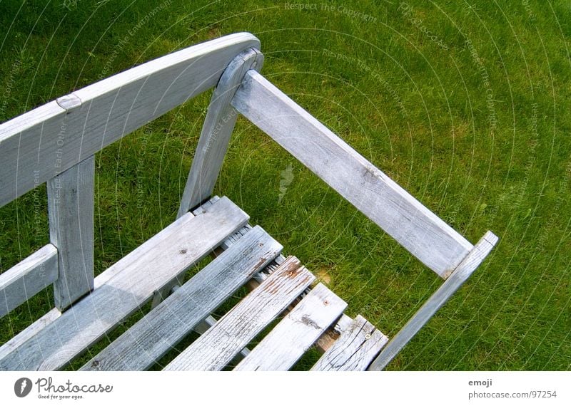 take a seat ! Platz Holz grün Gras Pause Erholung Ferien & Urlaub & Reisen Sommer platz nehmen Bank Rasen break grass holidays sitzen sit down