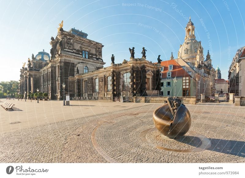 BRÜHLSCHE TERRASSE Dresden Sachsen Deutschland Frauenkirche Albertinum Denkmal Brühlsche Terrasse Ferien & Urlaub & Reisen Reisefotografie Idylle Postkarte