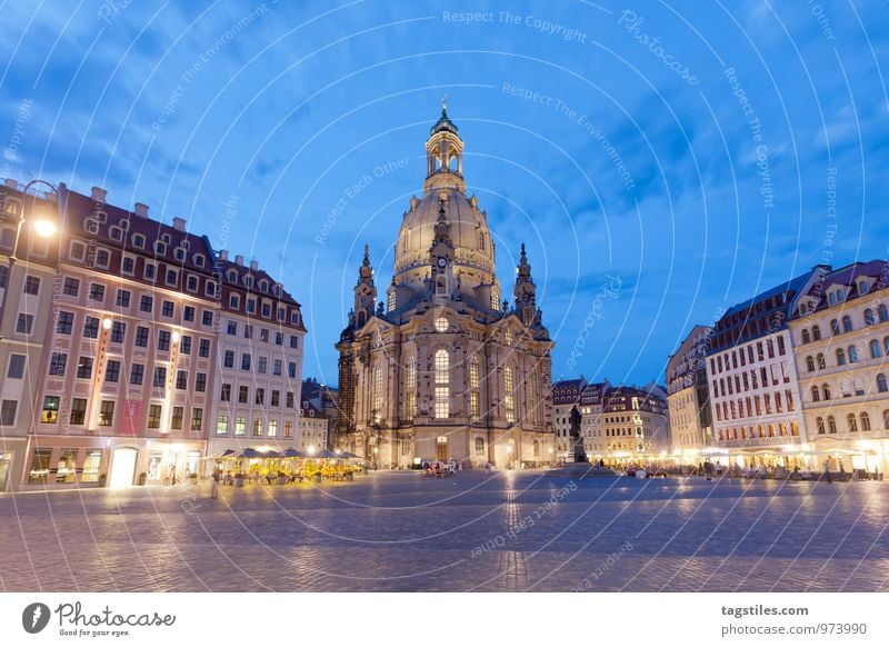 DRESDENER MARKTPLATZ Nacht dunkel Dämmerung Dresden Frauenkirche Sachsen Marktplatz Religion & Glaube Kirche Dom Ferien & Urlaub & Reisen Reisefotografie