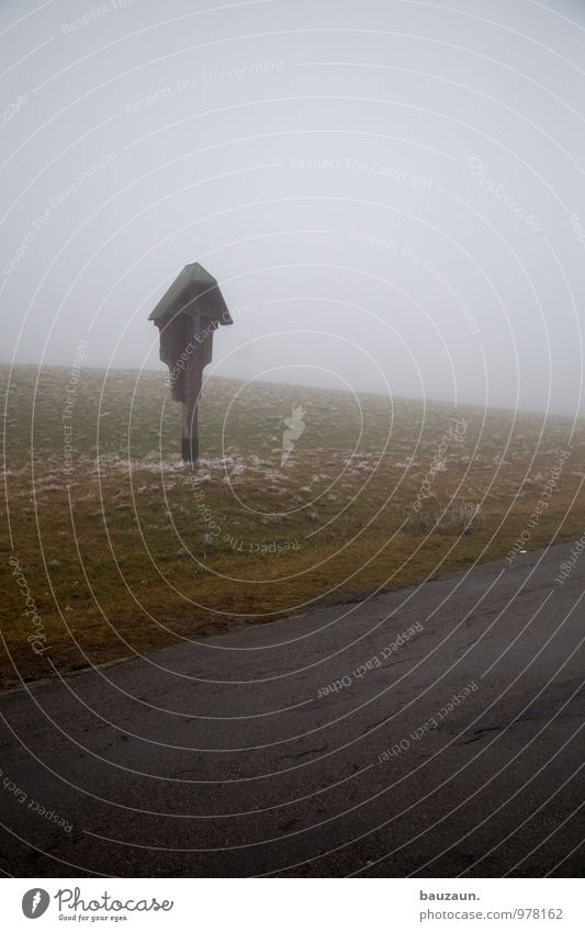 andere seite. Ferien & Urlaub & Reisen Ausflug Winter Berge u. Gebirge wandern Umwelt Natur Landschaft Erde Herbst Klima Wetter Nebel Eis Frost Gras Dorf