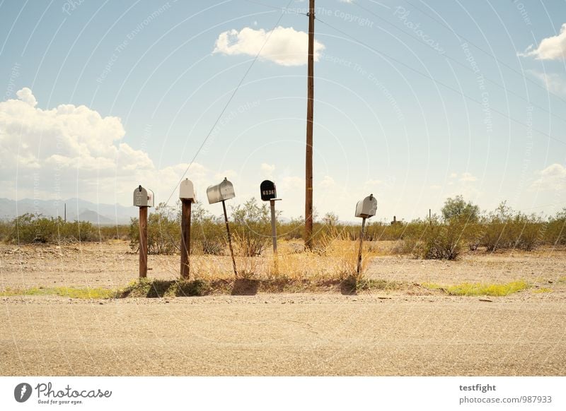 post Umwelt Natur Landschaft Erde Sand Himmel Wolken Sonne Pflanze Wüste Briefkasten Post heiß hell trist trocken Einsamkeit abgelegen USA Route 66 Wärme