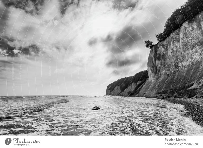 Collapsing Horizon (3) Umwelt Natur Landschaft Urelemente Luft Himmel Wolken Klima Klimawandel Wald Hügel Wellen Küste Ostsee Meer Insel Einsamkeit einzigartig