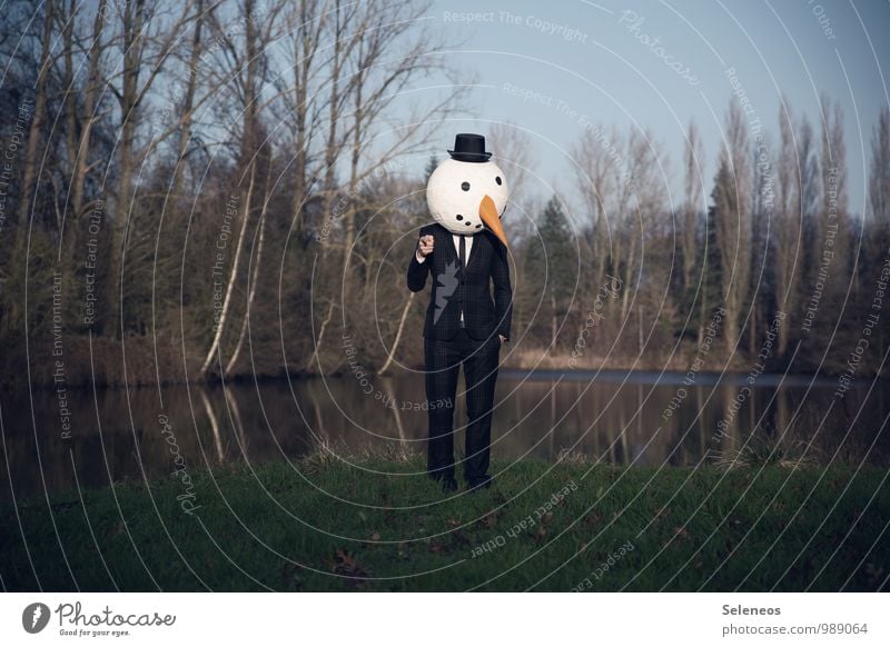 I want you. Karneval Mensch 1 Umwelt Natur Landschaft Wasser Wolkenloser Himmel Winter Baum Küste Teich See Anzug Hut Zylinder kalt Karnevalskostüm Maskenball