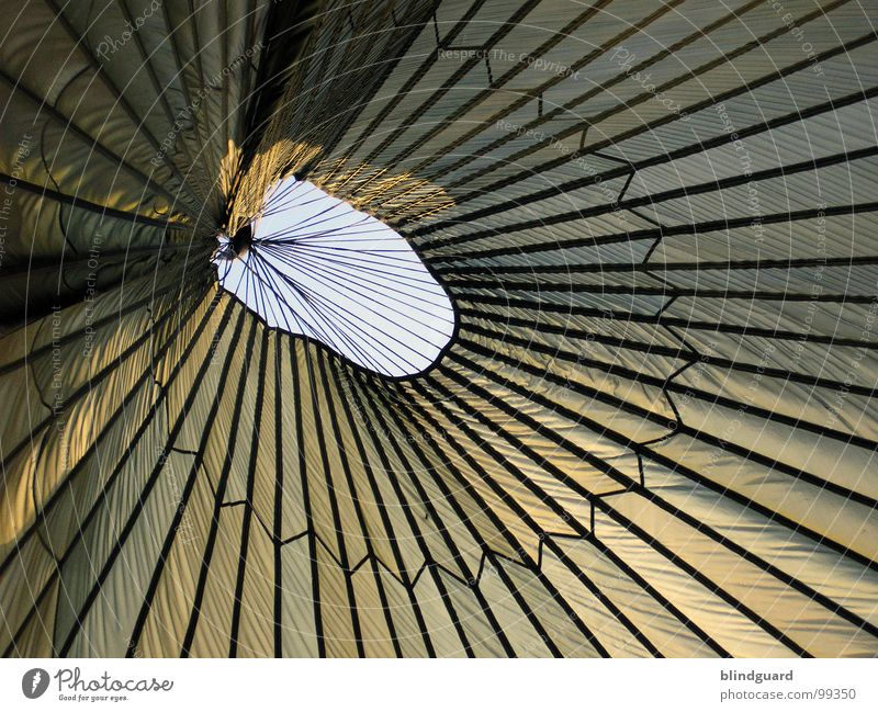 Lines Zelt Baldachin Abdeckung graphisch Haken Fallschirm gefangen Öffnung planen sehr wenige modern Ausstellung Messe Schutz Regen Linie lines segeltuch