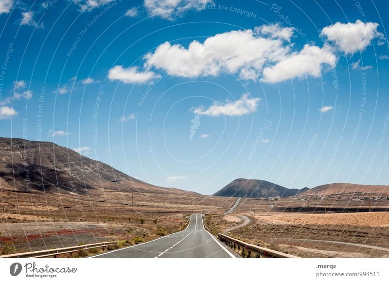 Auf und davon Ferien & Urlaub & Reisen Abenteuer Ferne Freiheit Natur Landschaft Erde Himmel Wolken Horizont Schönes Wetter Hügel Verkehr Straße entdecken