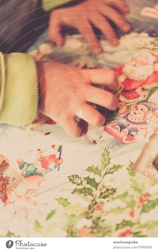 adventskalender Spielen Häusliches Leben Wohnung Weihnachten & Advent Kindergarten Arbeit & Erwerbstätigkeit Kindergärtnerin Kleinkind Arme Hand Finger 1 Mensch