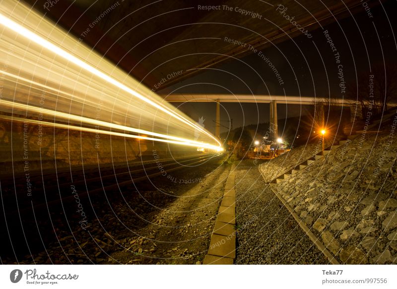 Nachtzug I Ferien & Urlaub & Reisen Stadt Tunnel Verkehr Verkehrsmittel Verkehrswege Berufsverkehr Güterverkehr & Logistik Autobahn Schienenverkehr Bahnfahren