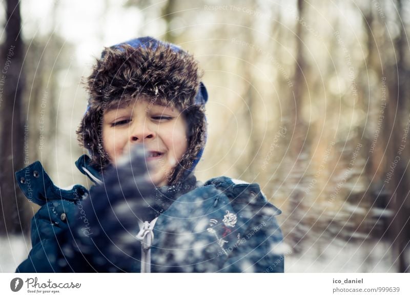 Schneespaß I Spielen Ferien & Urlaub & Reisen Ausflug Abenteuer Winter Winterurlaub Mensch maskulin Kind Kleinkind Kindheit Kopf 1 3-8 Jahre Umwelt Natur