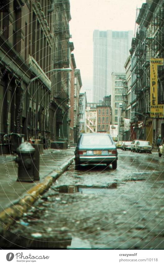 New Yorker Street Trash Gray Architecture Dirty