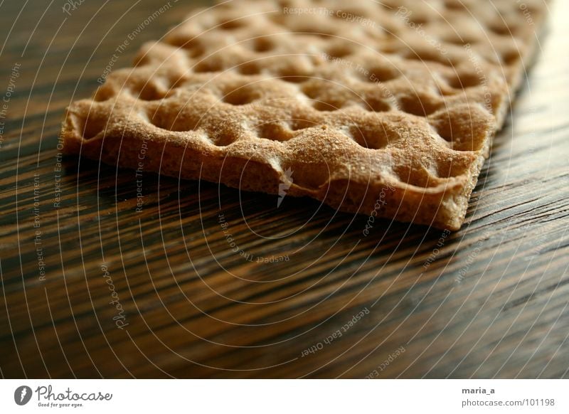 crispbread Crispbread Food Hollow Hard Delicious Wood Surface Flour Baked goods Meal To break (something) Dry Fragile Nutrition cross crispy Wood grain wasa