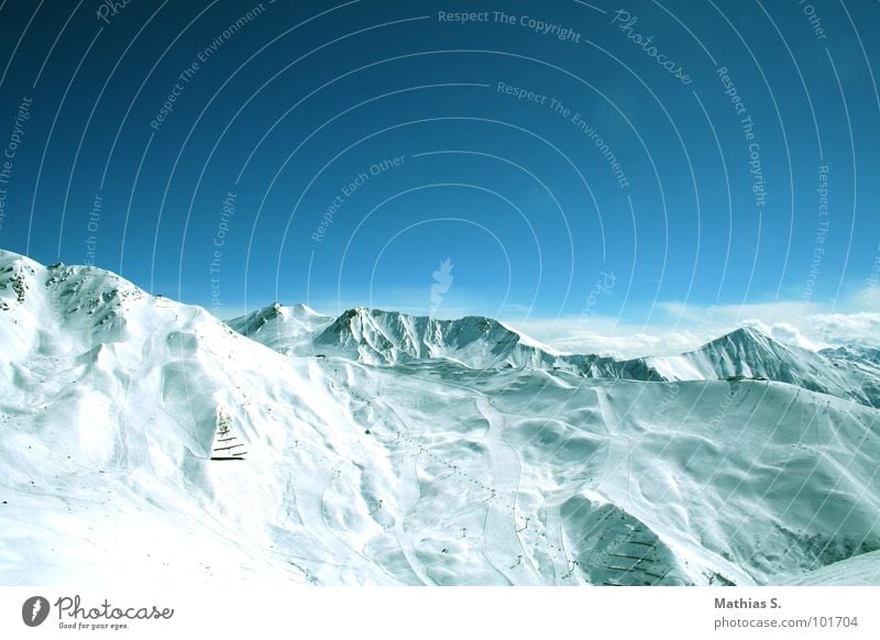 farsightedness Panorama (View) Winter Federal State of Tyrol Austria White Deep snow Cable car Ski lift Skier Avalanche Snowboarder Tourism Clouds Peak Station