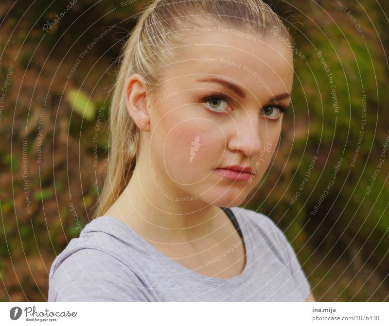 young blonde woman with ponytail Human being Feminine Young woman Youth (Young adults) Woman Adults Face 1 13 - 18 years Child 18 - 30 years Environment Nature