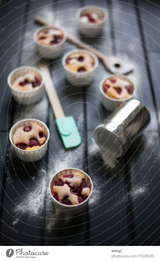 himberry Cake Dessert Candy Nutrition Buffet Brunch Picnic Delicious Sweet Cupcake Colour photo Interior shot Deserted Evening Low-key Shallow depth of field