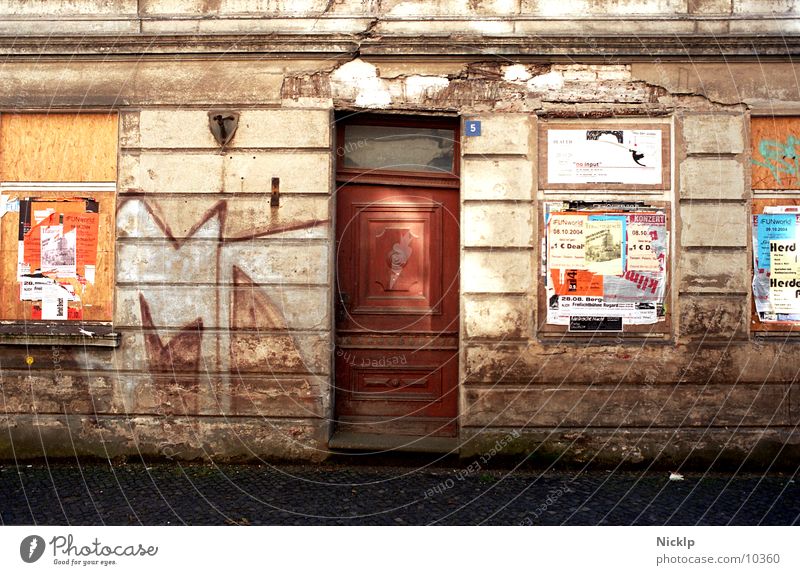 a crooked house blessing in a different way House (Residential Structure) Culture Autumn Beautiful weather Ruin Wall (barrier) Wall (building) Facade Window