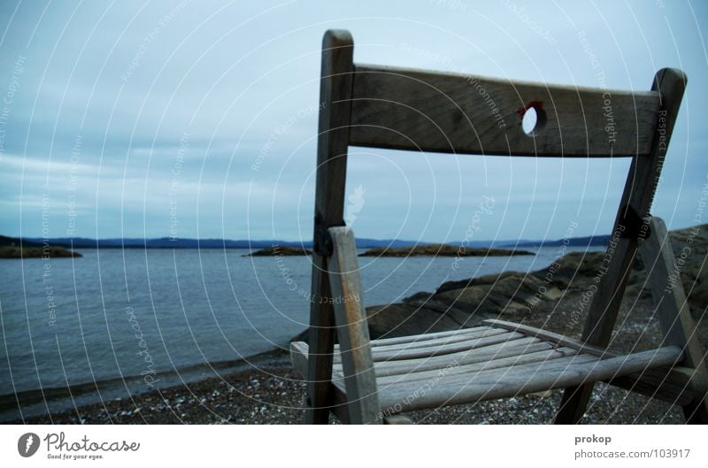 Valhalla Ocean Beach Clouds Gray Horizon Wood Flotsam and jetsam Cold Norway Loneliness Calm Relaxation Restorative Think Invite Invitation Sky Transience Trust