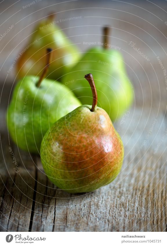 pears Food Fruit Apple Pear Nutrition Organic produce Vegetarian diet Diet Fragrance Healthy Glittering Delicious Natural Juicy Beautiful Brown Green Red Power