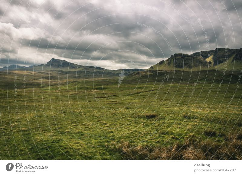 View over the hills of Quiraing on the Isle of Skye Panorama (View) Contrast Shadow Light Day Deserted Scotland Colour photo Exterior shot Quiarang Open Green