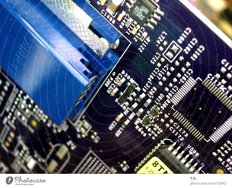 GraKa #2 Graphics card Connection Microchip Electrical equipment Technology Asus solder points