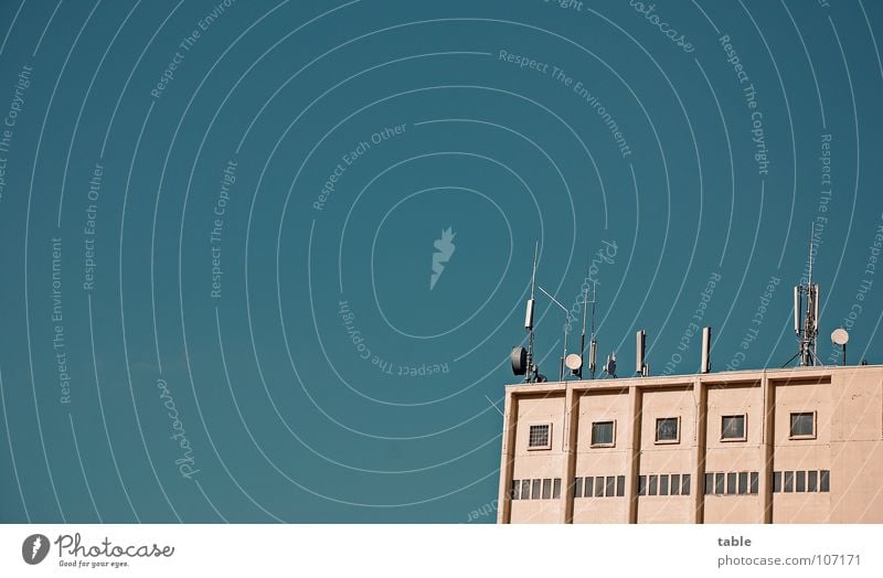 Stretching out the sensors . . . Antenna Telecommunications Roof Data protection Listening Bothersome Radiation Expensive Comfortable Mobility Accessible Sky