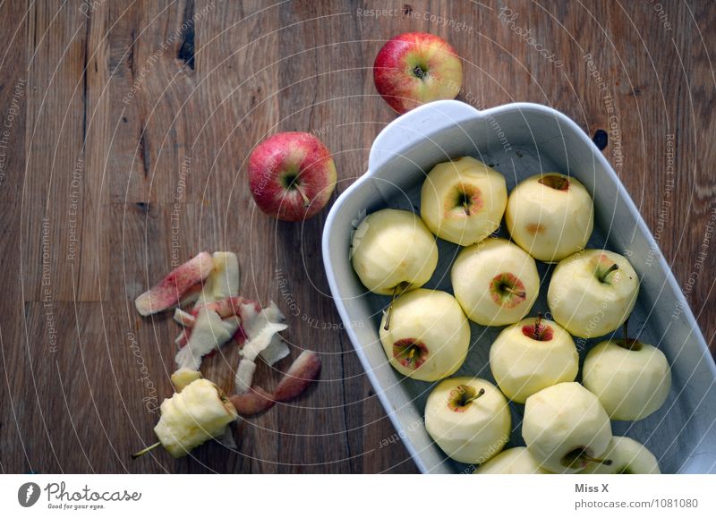 apple day Food Apple Nutrition Organic produce Vegetarian diet Diet Table Delicious Sweet Healthy Eating Baked dish Oven dish Apple pie Apple skin Molt